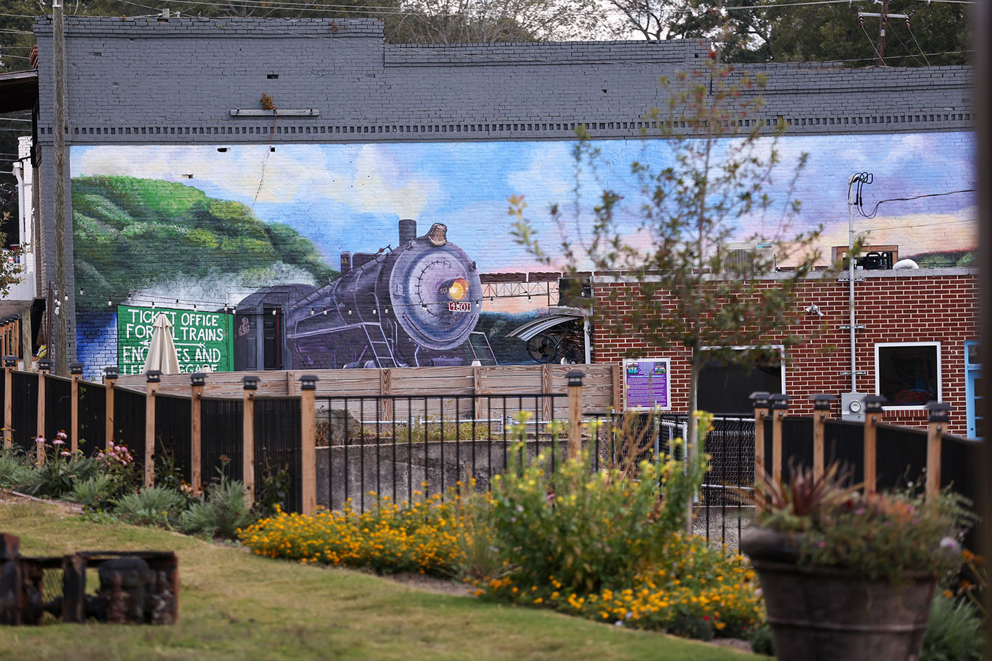 Hartwell's Downtown Railroad Park